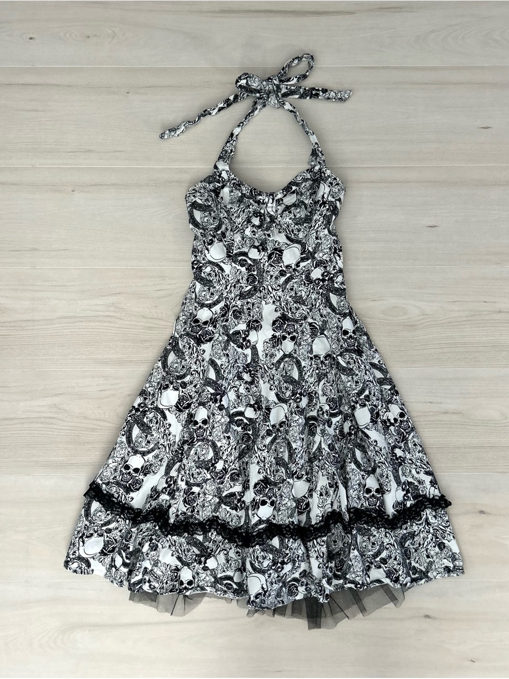 hearts and roses grunge skull print halter dress